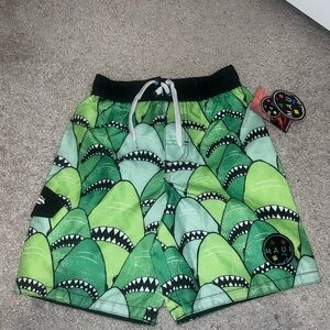 NWT Boys Maui Green Shark Print bathing suit 4t